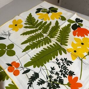 Green and Yellow Botanical Table Linens
